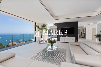 House to rent in EZE  - 6 rooms - 365 m&sup2; 