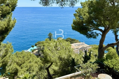 House for sale in EZE  - 7 rooms - 227 m&sup2; 