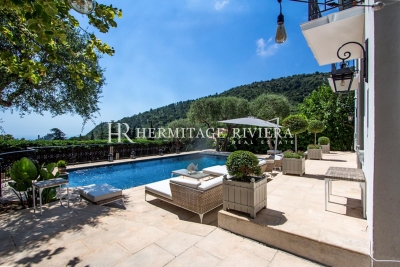 House for sale in EZE  - 9 rooms - 280 m&sup2; 