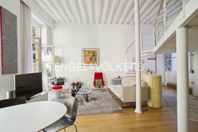 Apartment for sale in PARIS 4EME  - 4 rooms - 151 m&sup2; 