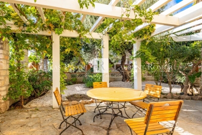 Apartment for sale in CAP-D'AIL  - 5 rooms - 150 m&sup2; 