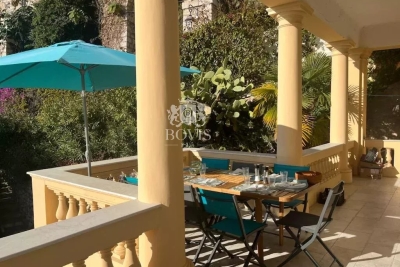 Apartment to rent in BEAULIEU-SUR-MER  - 5 rooms - 120 m&sup2; 