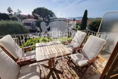 Apartment to rent in BEAULIEU-SUR-MER  - 3 rooms - 55 m&sup2; 