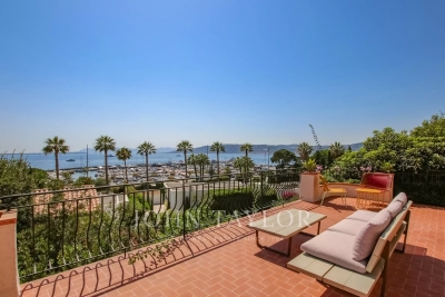 House to rent in CAP D'ANTIBES    