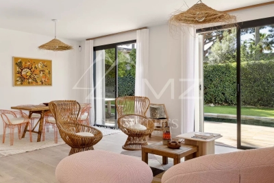 House for sale in CAP D'ANTIBES  - 4 rooms - 167 m&sup2; 