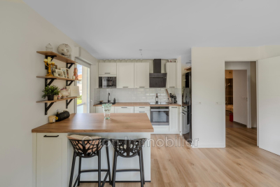 Apartment for sale in MANDELIEU-LA-NAPOULE  - 3 rooms - 60 m&sup2; 