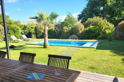 House for sale in LA TESTE-DE-BUCH  - 4 rooms - 137 m&sup2; 