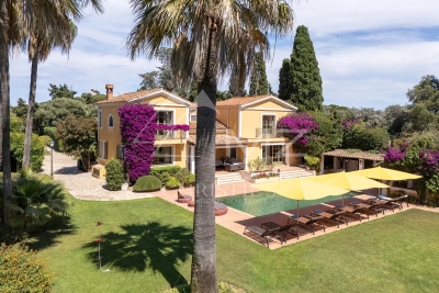 House for sale in CAP D'ANTIBES   - 655 m&sup2; 