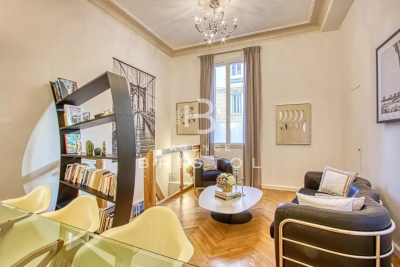 Apartment for sale in BEAULIEU-SUR-MER  - 4 rooms - 140 m&sup2; 