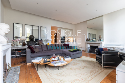 Apartment for sale in BORDEAUX  - 2 rooms - 52 m&sup2; 