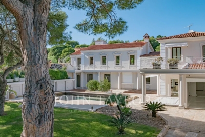 House for sale in ST-JEAN-CAP-FERRAT  - 8 rooms - 394 m&sup2; 