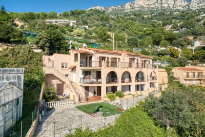 House for sale in EZE  - 12 rooms - 424 m&sup2; 