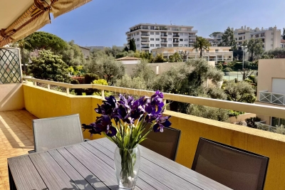 Apartment to rent in CAP D'ANTIBES  - 3 rooms - 70 m&sup2; 