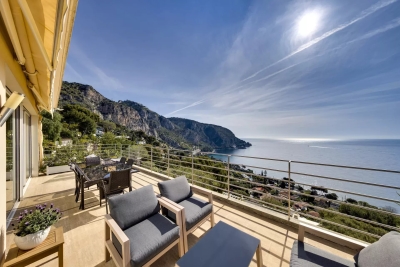 House for sale in EZE  - 5 rooms - 165 m&sup2; 