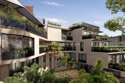 Apartment for sale in BEAULIEU-SUR-MER  - 4 rooms - 128 m&sup2; 