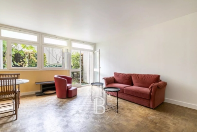 Apartment for sale in PARIS 15EME  - 1 rooms - 33 m&sup2; 
