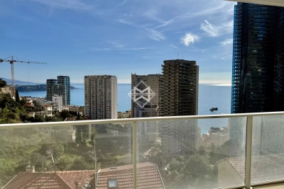 Apartment for sale in BEAUSOLEIL  - 4 rooms - 121 m&sup2; 