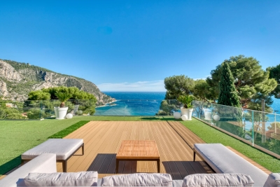 House for sale in EZE  - 5 rooms - 220 m&sup2; 
