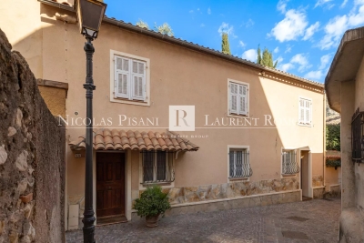 House for sale in BEAULIEU-SUR-MER  - 3 rooms - 88 m&sup2; 