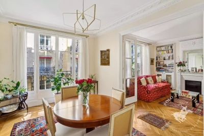 Apartment for sale in NEUILLY SUR SEINE  - 3 rooms - 64 m&sup2; 