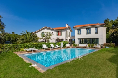 House to rent in CAP D'ANTIBES   - 409 m&sup2; 