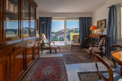 Apartment for sale in BEAULIEU-SUR-MER  - 3 rooms - 49 m&sup2; 