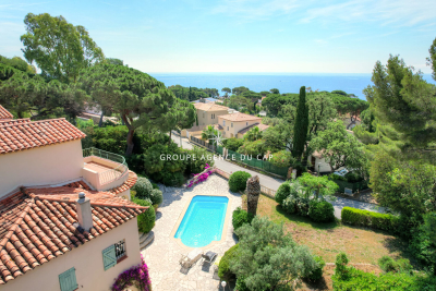House for sale in STE-MAXIME  - 7 rooms - 220 m&sup2; 