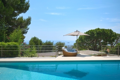 House for sale in ST-JEAN-CAP-FERRAT  - 6 rooms - 183 m&sup2; 
