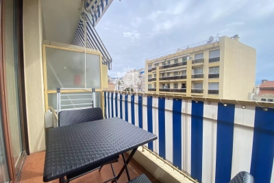 Apartment to rent in BEAULIEU-SUR-MER  - 2 rooms - 57 m&sup2; 
