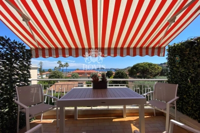 Apartment to rent in BEAULIEU-SUR-MER  - 3 rooms - 75 m&sup2; 