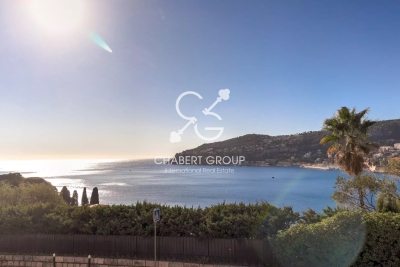 Apartment for sale in VILLEFRANCHE-SUR-MER  - 3 rooms - 44 m&sup2; 