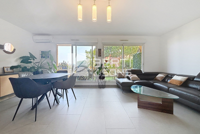 Apartment for sale in MANDELIEU-LA-NAPOULE  - 4 rooms - 86 m&sup2; 