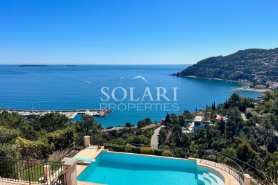 House for sale in THÉOULE-SUR-MER  - 5 rooms - 200 m&sup2; 