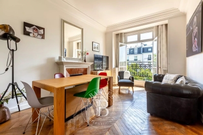 Apartment for sale in PARIS 17EME  - 3 rooms - 64 m&sup2; 