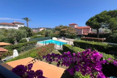 House for sale in CAP D'ANTIBES  - 3 rooms - 75 m&sup2; 