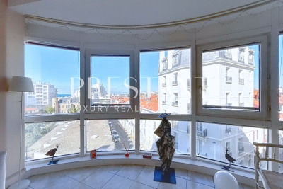 Apartment for sale in BIARRITZ  - 3 rooms - 104 m&sup2; 