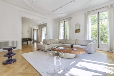 Apartment for sale in PARIS 7EME  - 6 rooms - 192 m&sup2; 