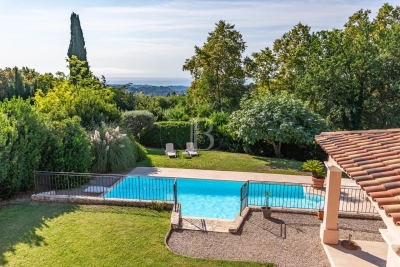 House for sale in VENCE  - 6 rooms - 158 m&sup2; 