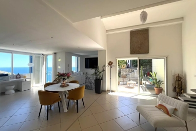 House for sale in EZE  - 4 rooms - 112 m&sup2; 