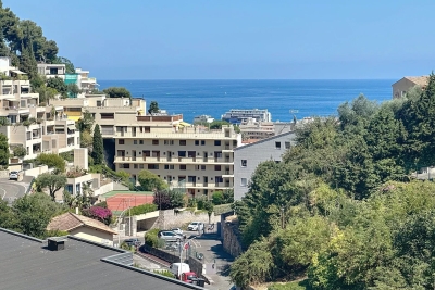 Apartment for sale in ROQUEBRUNE-CAP-MARTIN  - 3 rooms - 91 m&sup2; 