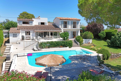 House for sale in VENCE  - 5 rooms - 160 m&sup2; 
