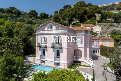 House to rent in BEAULIEU-SUR-MER   - 430 m&sup2; 