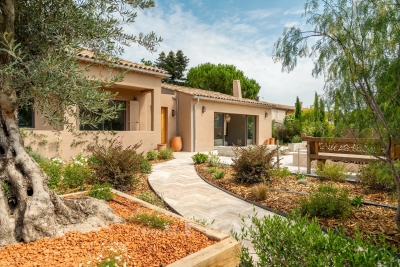 House for sale in ST-RÉMY-DE-PROVENCE  - 6 rooms - 231 m&sup2; 