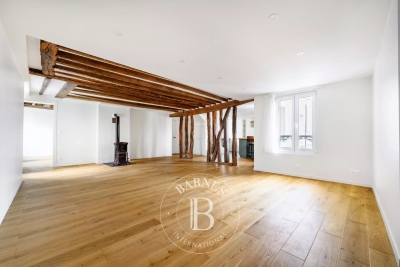 Apartment for sale in PARIS 3EME  - 4 rooms - 123 m&sup2; 