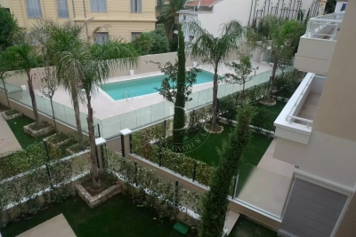 Apartment for sale in BEAULIEU-SUR-MER  - 4 rooms - 103 m&sup2; 