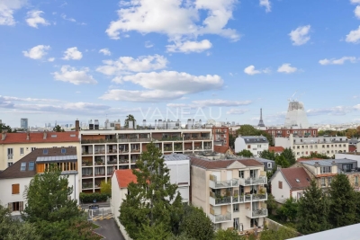 Apartment for sale in ISSY LES MOULINEAUX  - 5 rooms - 112 m&sup2; 