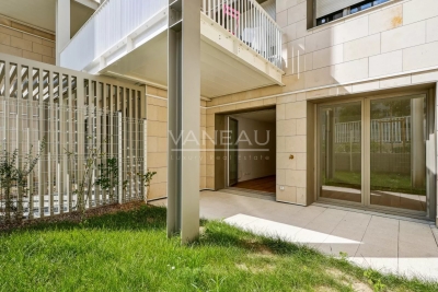 Apartment for sale in ISSY LES MOULINEAUX  - 2 rooms - 40 m&sup2; 