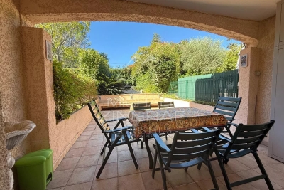 Apartment for sale in CAP D'ANTIBES  - 3 rooms - 47 m&sup2; 