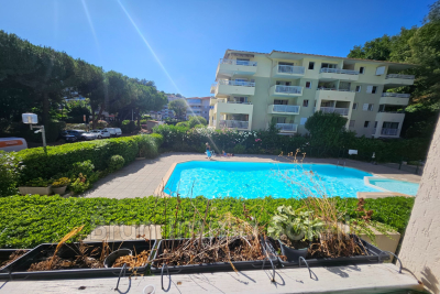Apartment for sale in CAGNES-SUR-MER  - 2 rooms - 27 m&sup2; 