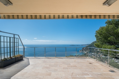 Apartment for sale in EZE  - 6 rooms - 143 m&sup2; 